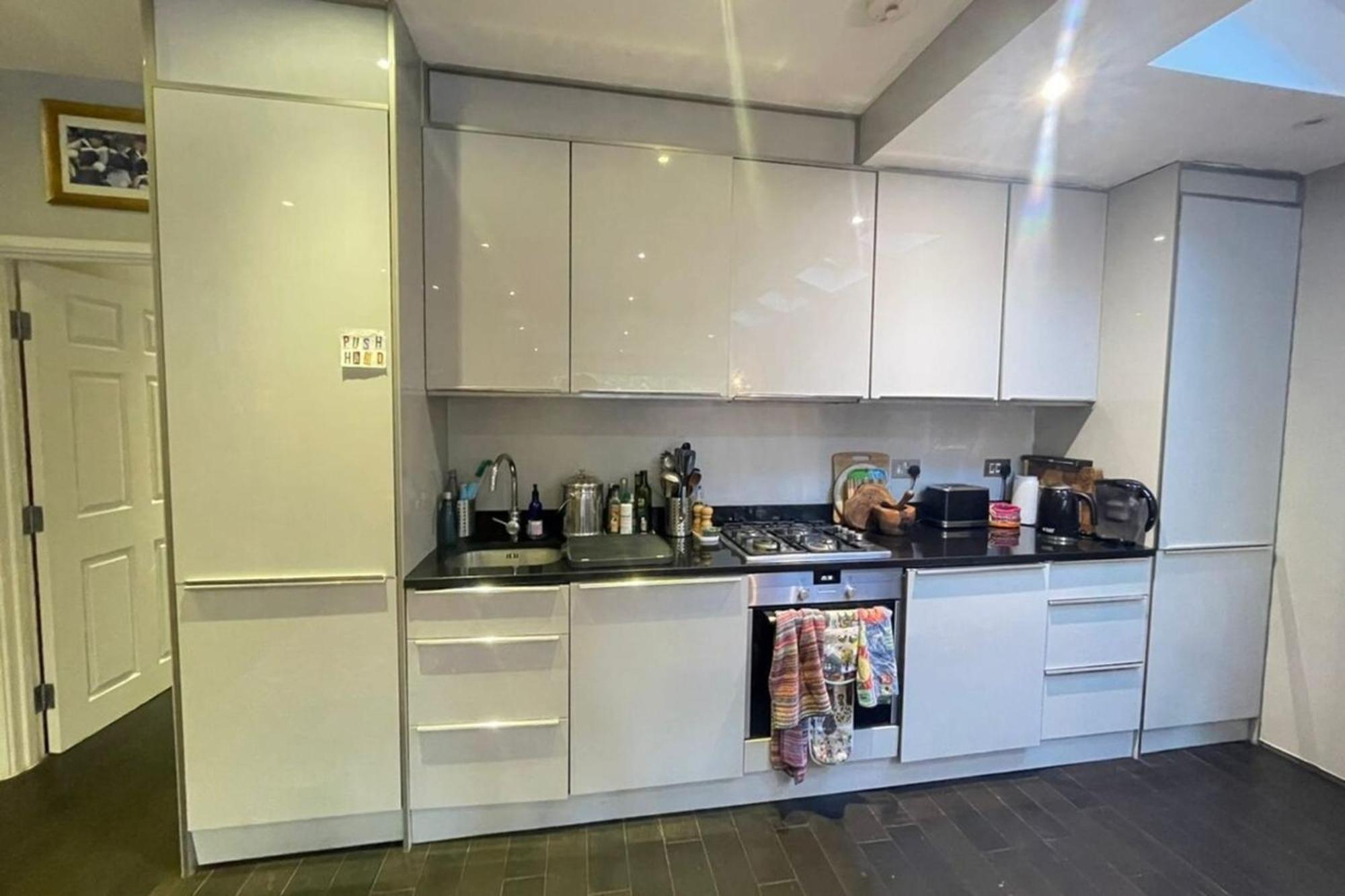Luxurious 1 Bedroom Flat With Private Garden * London